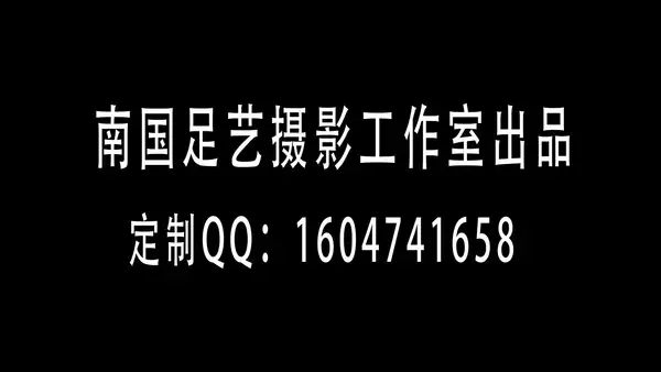 南国足艺视频 NO.029 40码大脚美女展示原味棉袜美脚，味道真浓！ - 南国足艺